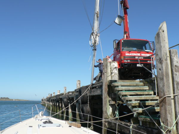 Nordkyn Completion 104 - Mackraft HIAB at fuel dock